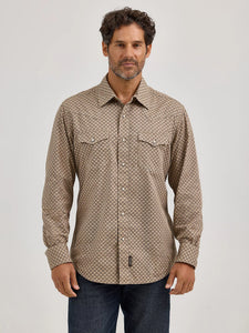 Wrangler Men's Retro Premium Long Sleeve Snap Printed Shirt - Scale Brown  112368222