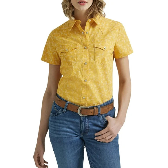 Wrangler Womens Western Short Sleeve Snap Shirt - Yellow    112347162