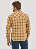 Wrangler Men's Wrangler Retro® Long Sleeve Sawtooth Snap Pocket Shirt-Curry  112368074